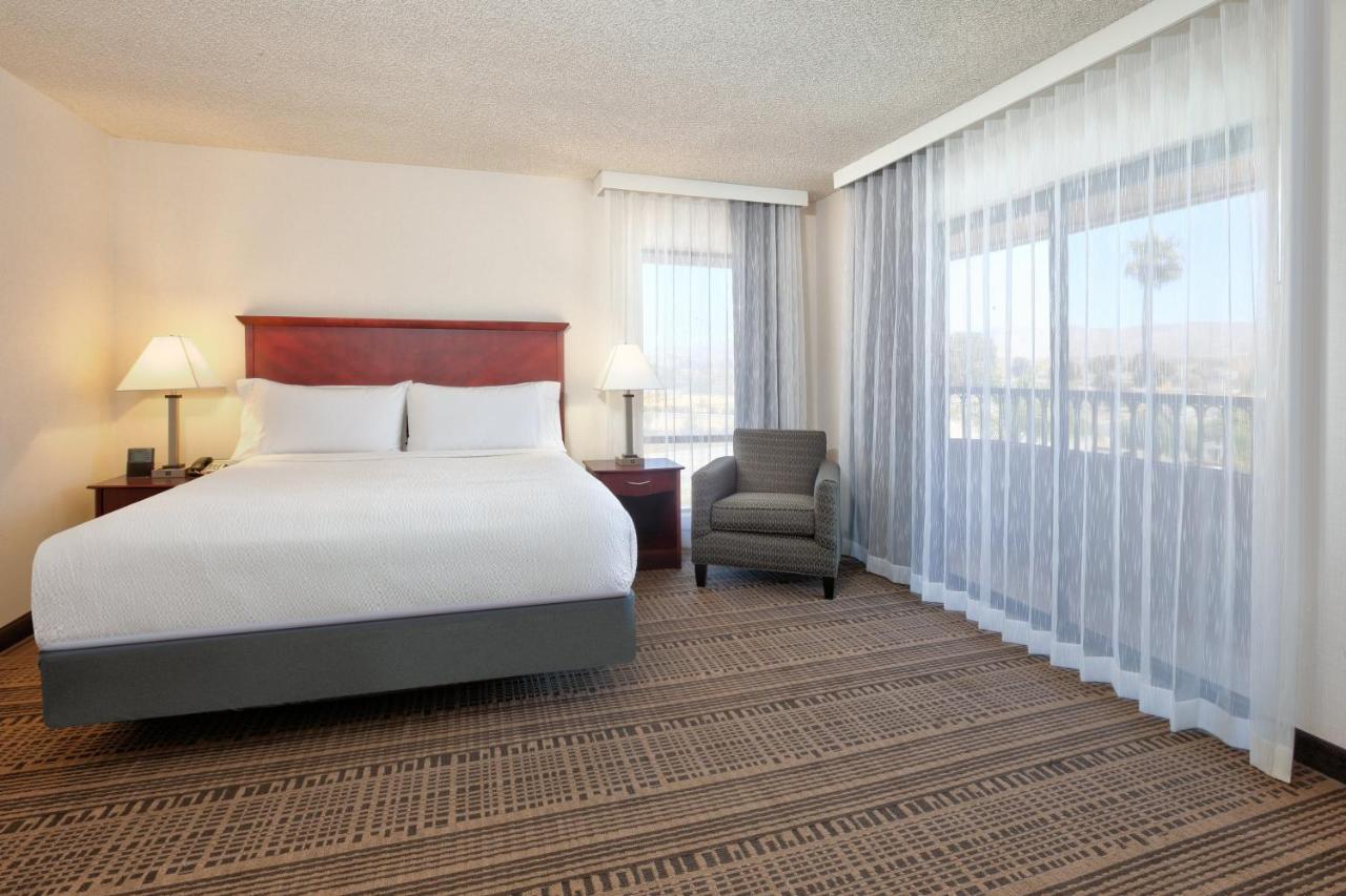 Holiday Inn & Suites Santa Maria By Ihg Luaran gambar
