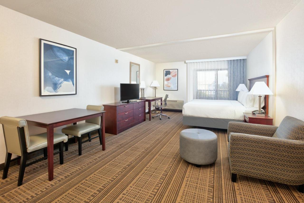 Holiday Inn & Suites Santa Maria By Ihg Luaran gambar