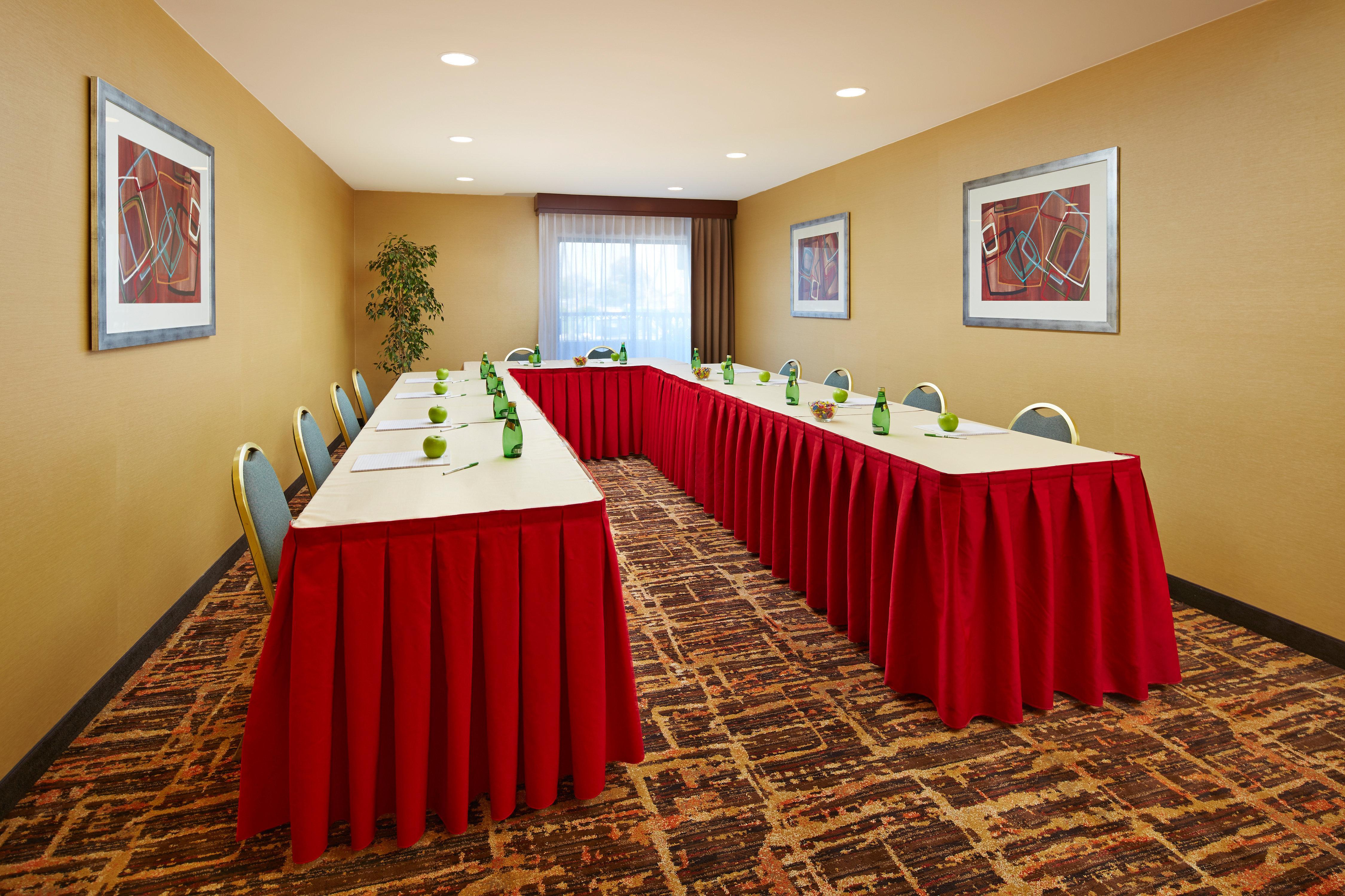 Holiday Inn & Suites Santa Maria By Ihg Luaran gambar